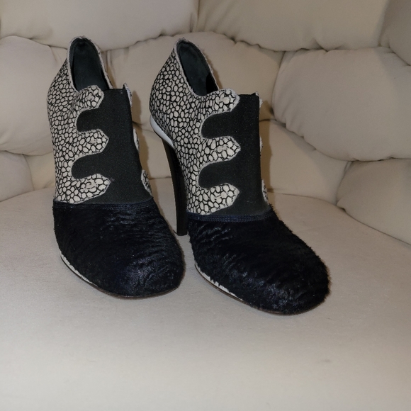 FENDI shoes - Picture 2 of 3